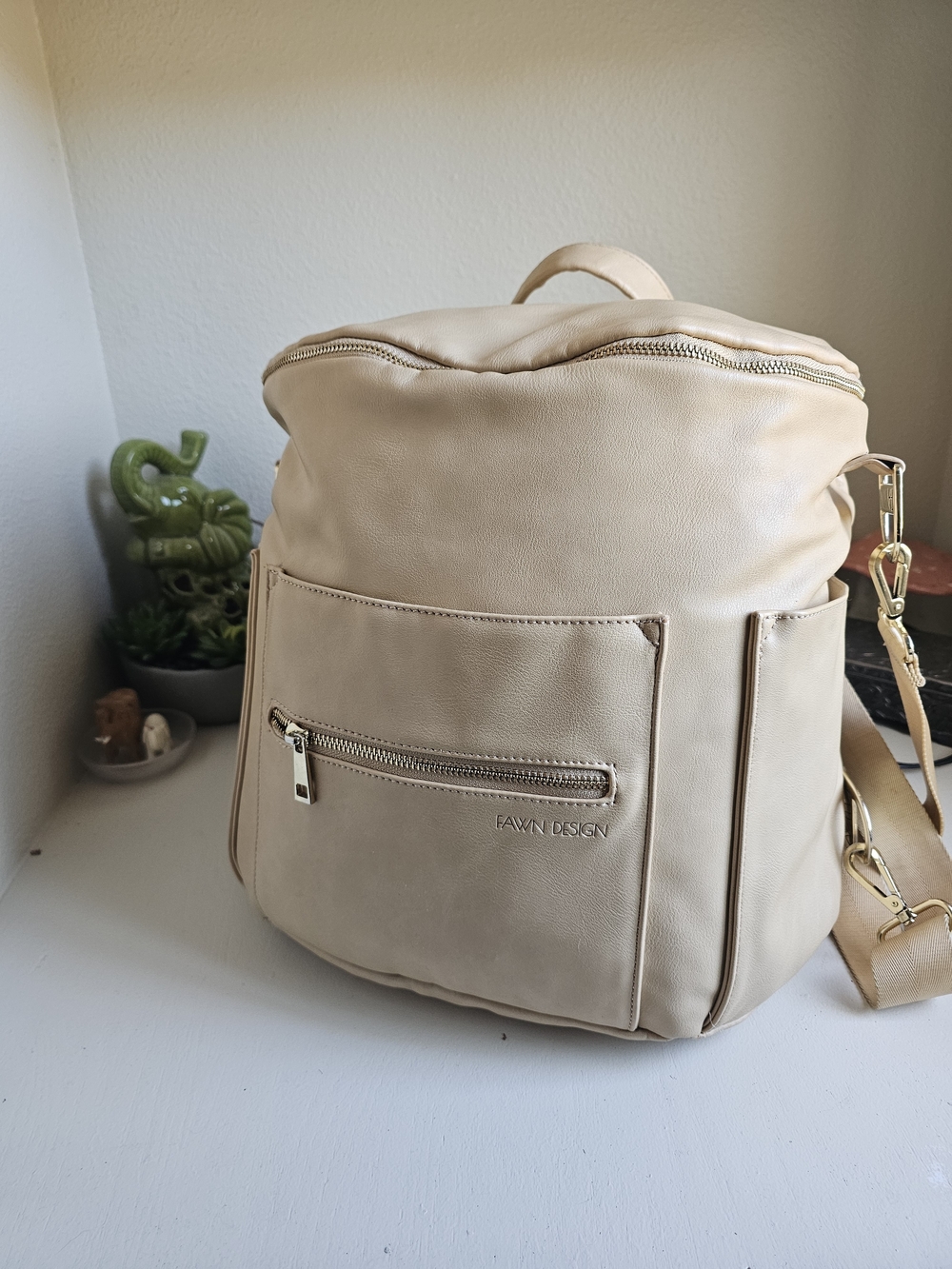FAWN DESIGN Cream Women's Convertible Backpack Tote